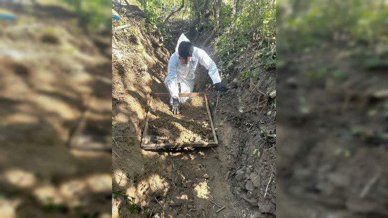 Descubren prendas y osamentas humanas en la Costa de Michoacán 