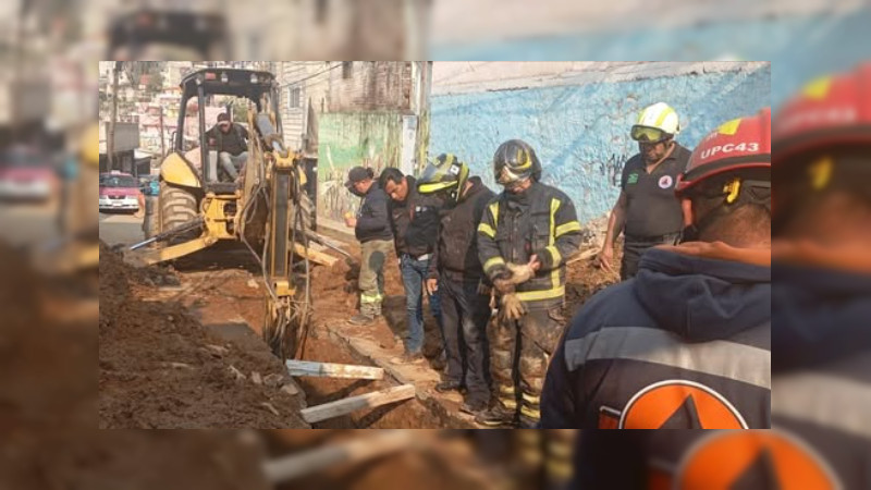 Mueren dos personas durante deslave en la Magdalena Contreras, CDMX 