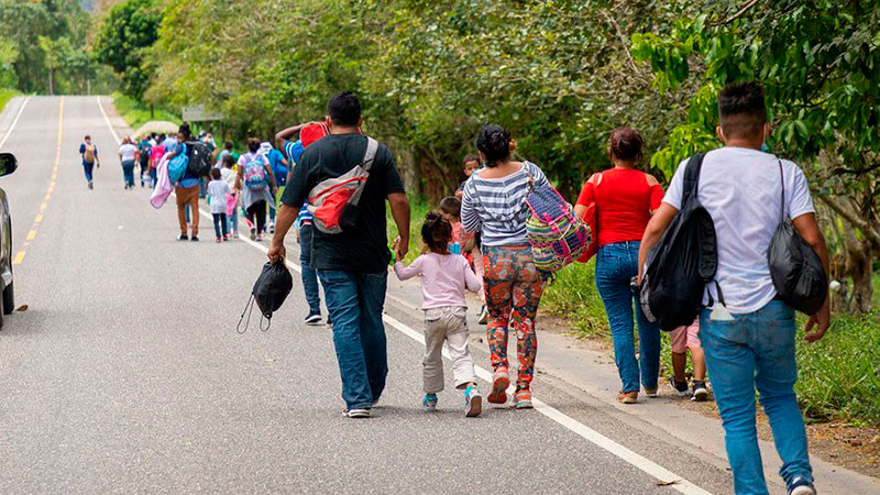 Primera caravana migrante del mandato de Trump llega a Oaxaca 