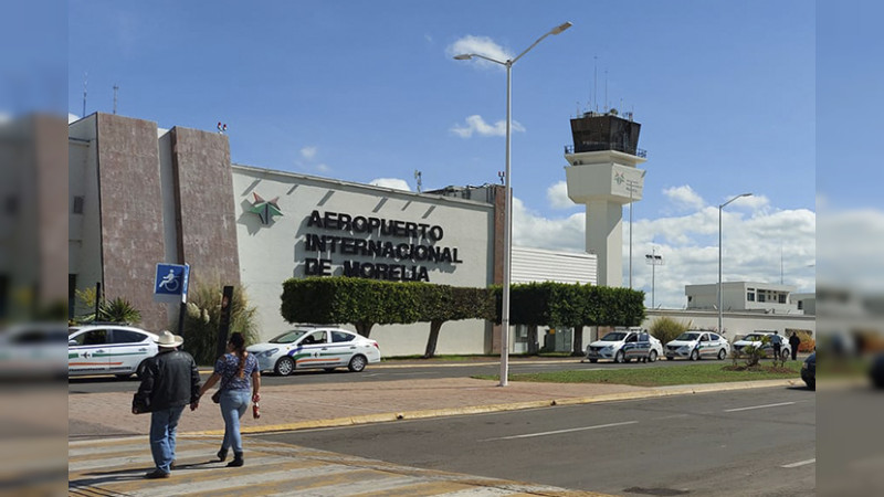 Se registra fuerte balacera junto al aeropuerto de Morelia, Michoacán 