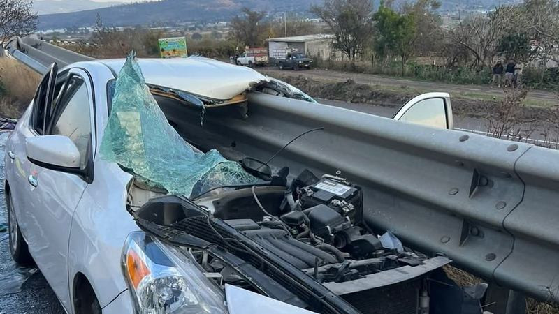 Identifican a mujer fallecida en accidente de la autopista Morelia-Pátzcuaro 