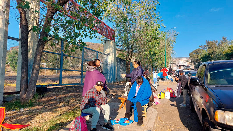 Ya hay filas en el estadio para canje de boletos del concierto que Chayanne dará en Morelia 