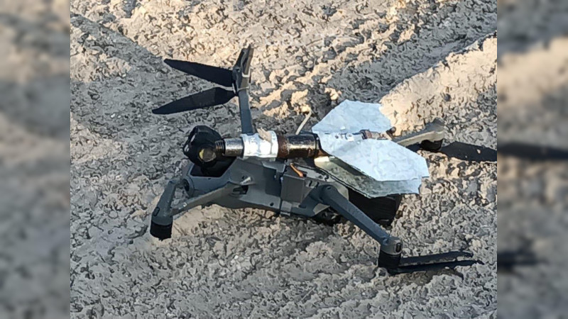 Drones arrojan explosivos en Apatzingán, Michoacán  