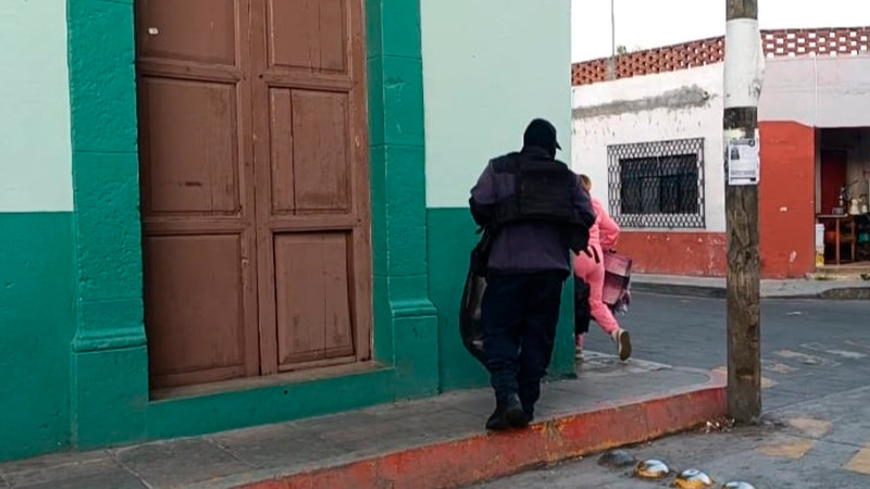 "Yo ya no me quedo, yo me voy": policía de Queréndaro, Michoacán 