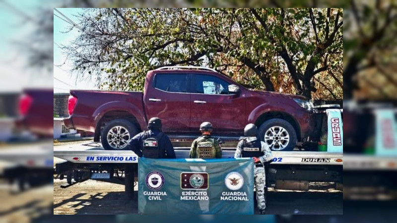 Aseguran armamento y vehículo robado en operativo conjunto en Michoacán 