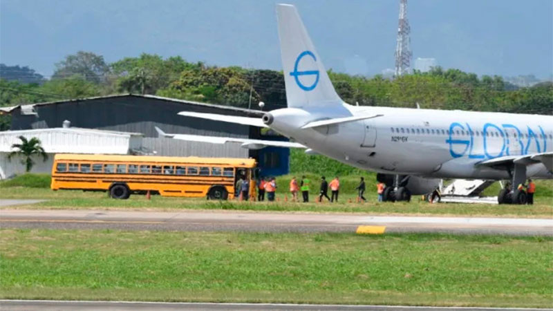 Llega segundo avión a Brasil con 111 deportados de EE.UU 