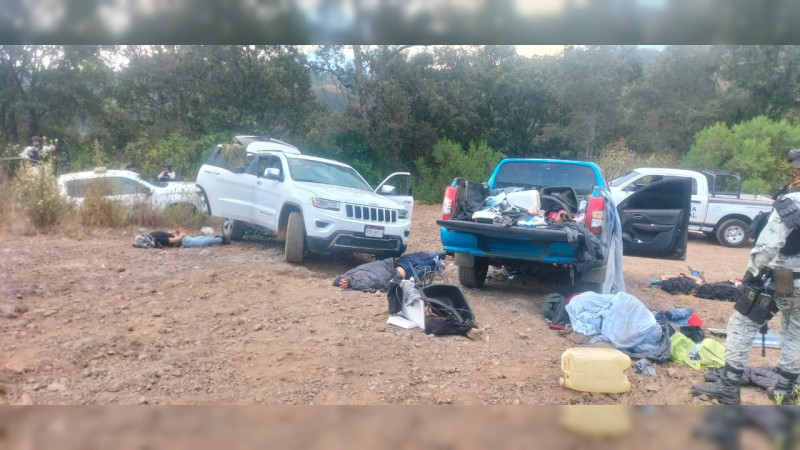 Capturan a "El Panchillo" y seis de sus pistoleros en operativo en Pátzcuaro, Michoacán 