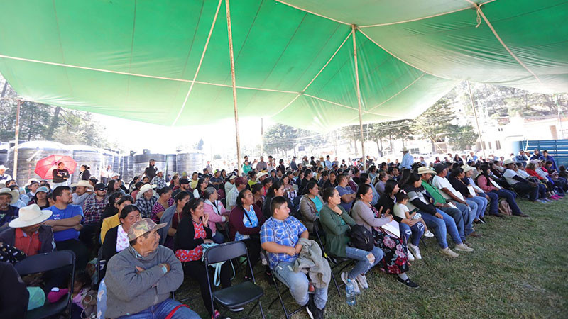 Entrega SEDEA apoyos con valor de más de seis millones de pesos en San Joaquín 