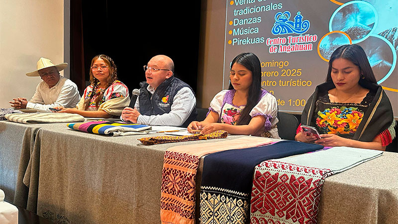 Angahuan celebra 82 años del volcán Paricutín 