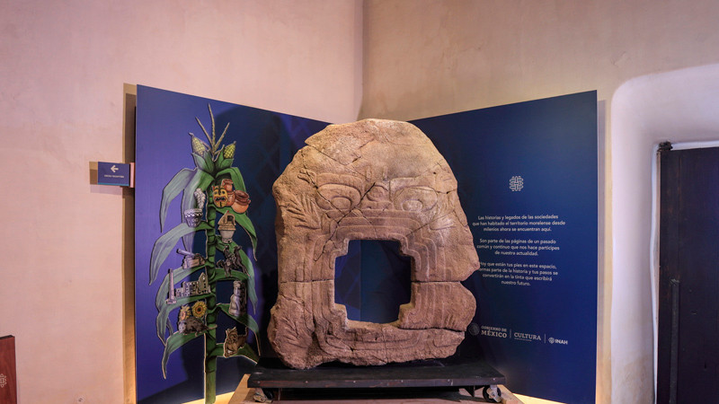 Exhiben el 'Portal del Inframundo' en museo de Chalcatzingo, Morelos 