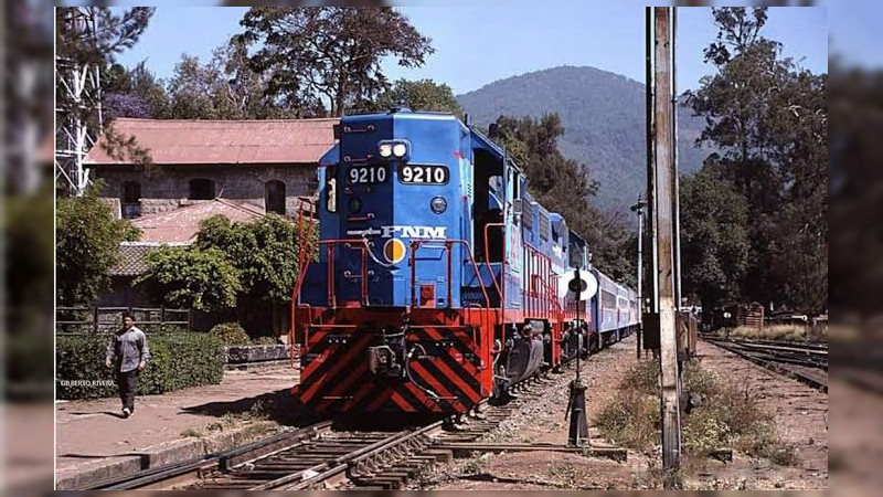 Con vida hombre que fue arrollado por el tren en Pátzcuaro, Michoacán, pero pierde ambas piernas 