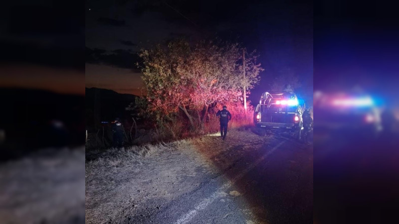 Localizan el cuerpo de un hombre sobre la carretera Morelia-Tiristarán