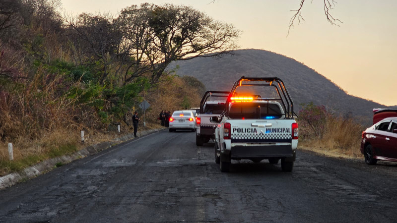 En Tangamandapio, Michoacán camión de pasajeros se accidenta; hay seis heridos