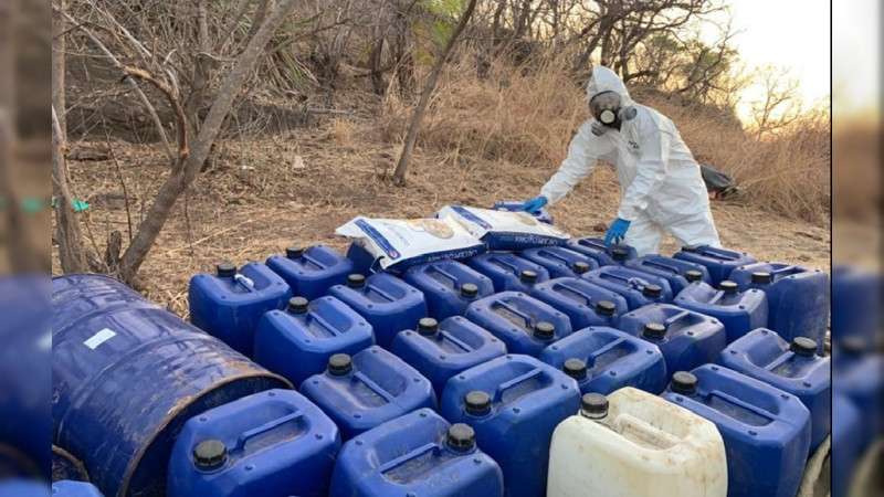 Destruyen 8 laboratorios clandestinos en Sinaloa 