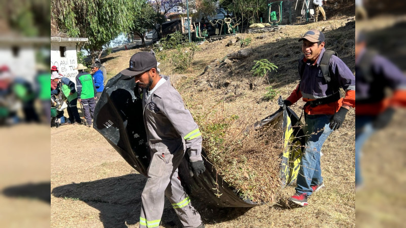 Gobierno de Morelia realiza jornada de limpieza en Las Torrecillas 