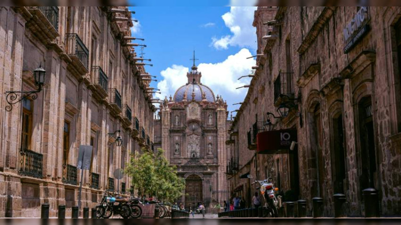 Nombran a arzobispo coadjutor en Morelia y catedral tendrá encendido especial 