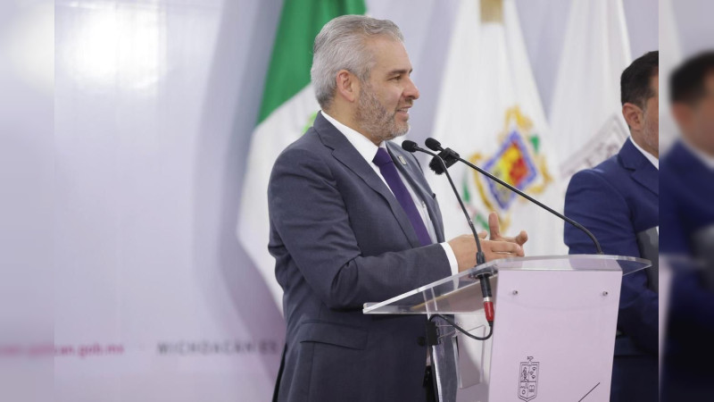 Gobierno de Sheinbaum destina más de 23 mil mdp en infraestructura carretera para Michoacán: Bedolla 