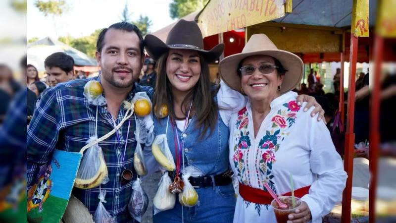 Zacapu celebra la Feria de la Ollita 2025 con gran éxito y tradición: Mónica Valdez