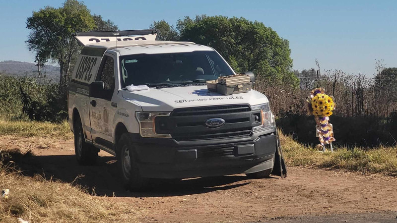 Autoridades piden ayuda para identificar a mujer hallada sin vida en carretera en Morelia, Michoacán 