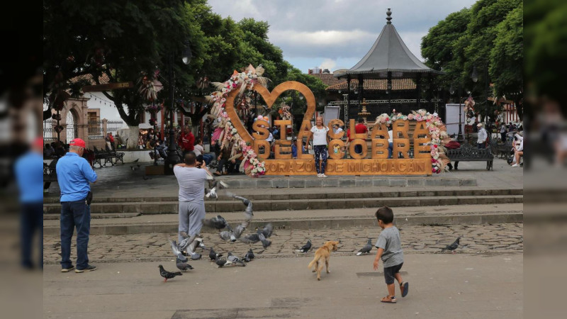 Por su tradición artesanal, Santa Clara del Cobre es nominado como Mejor Pueblo Mágico de México 