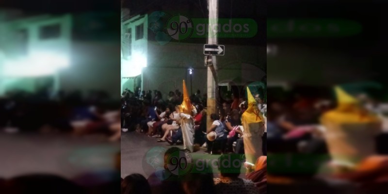 Viven en Celaya la procesión del silencio - Foto 2 