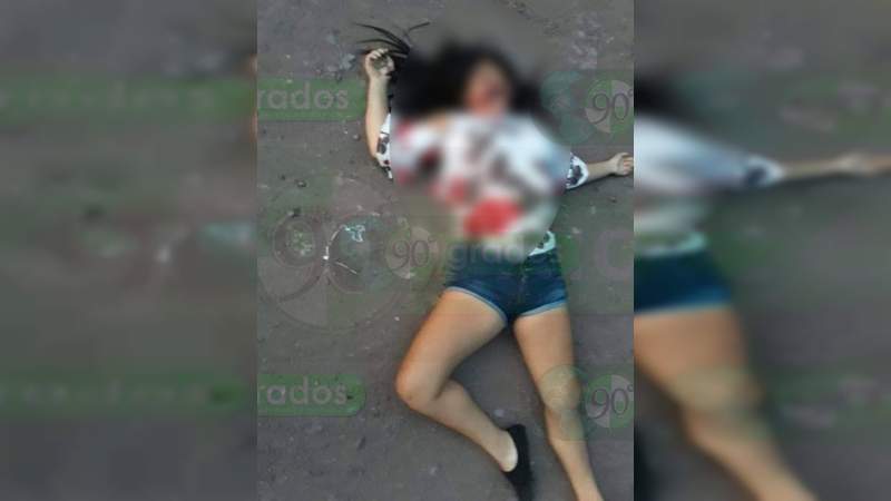 Asesinan a cuatro mujeres y un hombre en Gabriel Zamora, Michoacán - Foto 1 