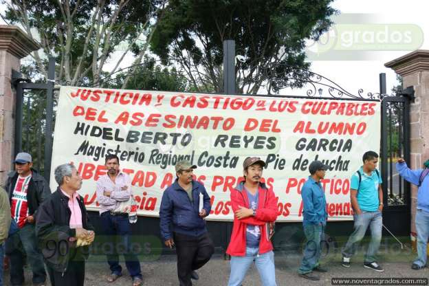 Habitantes De Ostula Se Manifiestan En Morelia Exigen Libertad De Ceme Verd A Y Esclarecer