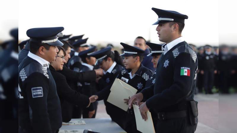 Gobierno municipal fortalece a la Policía de Morelia con entrega de uniformes y  equipo - Foto 0 