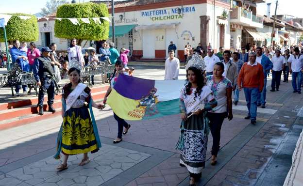 Festejan el 184 aniversario del municipio de Chilchota, Michoacán - Foto 0 