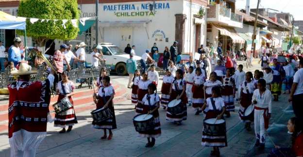 Festejan el 184 aniversario del municipio de Chilchota, Michoacán - Foto 6 