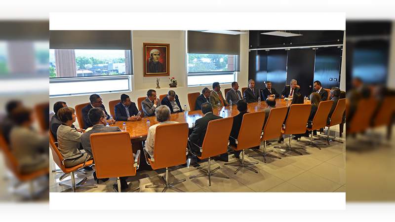 Plenos del Supremo Tribunal de Justicia y del Consejo del Poder Judicial de Michoacán sostienen encuentro con titular de la Fiscalía General del Estado - Foto 0 