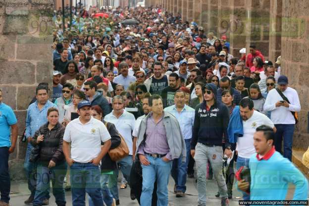 Profesores de la Universidad MIchoacana marchan en Morelia - Foto 0 