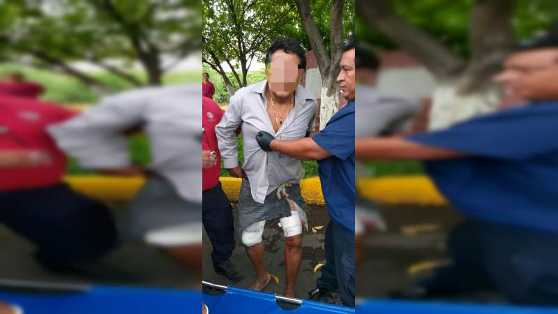 Balean a sobandero afuera de su vivienda en Apatzingán 