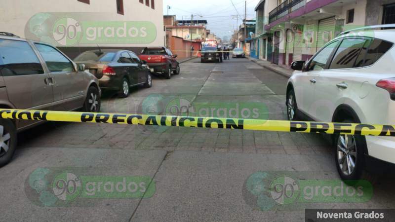 Balean a una mujer al intentar robarla en Uruapan, Michoacán  