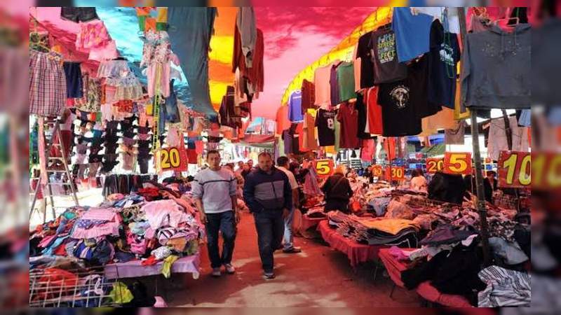 La Familia Michoacana expande su red en CDMX de la mano de vendedores de  ropa de paca